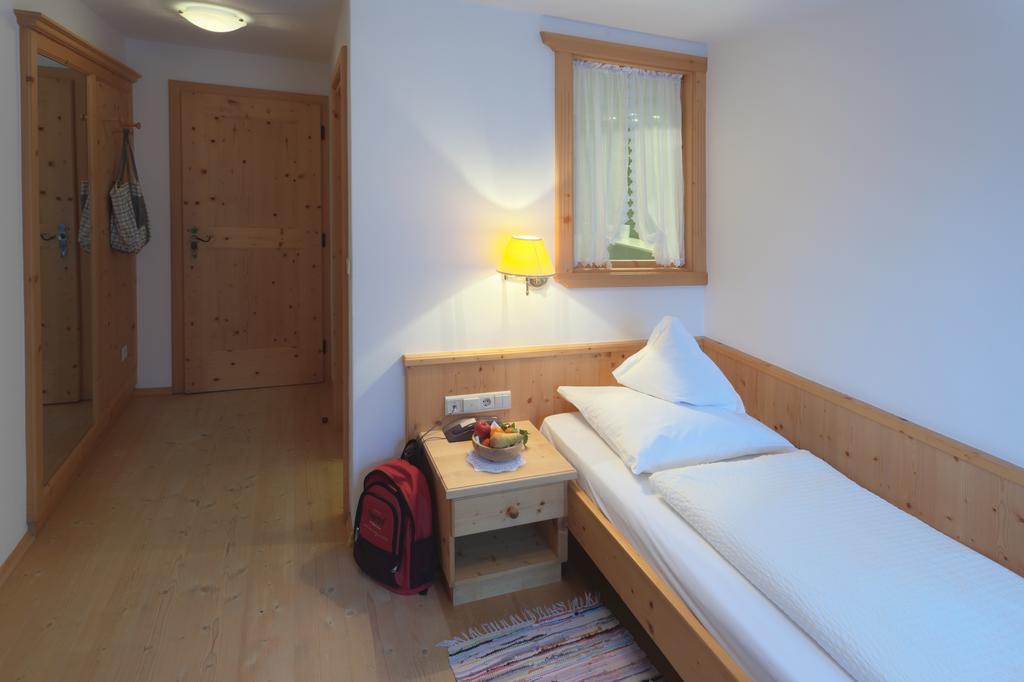 Hotel Jaegerhof San Leonardo in Passiria Extérieur photo